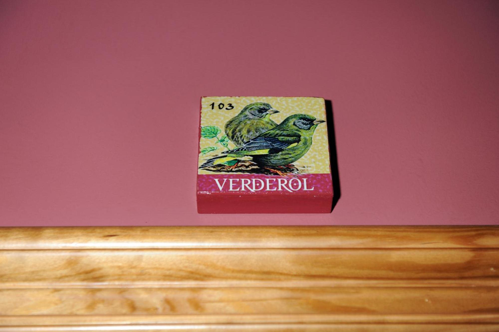 Hotel Restaurant Verdia Sueras Стая снимка